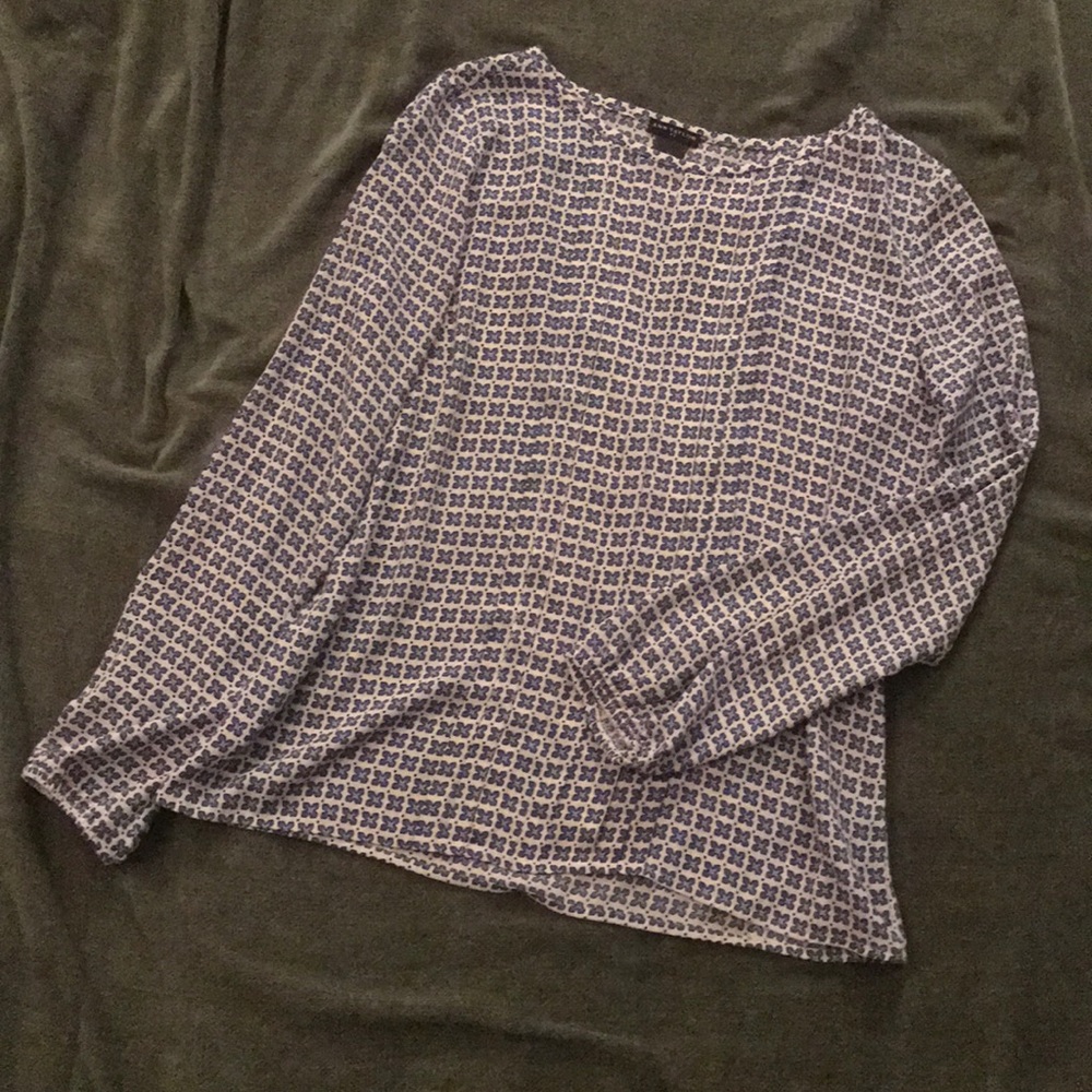 Ann Taylor Blue and White Patterned Long Sleeve Blouse